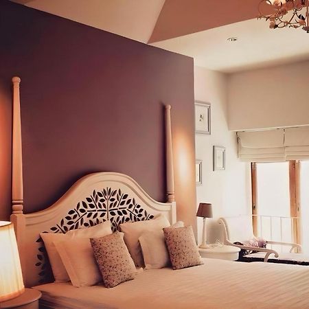 Baan Hmon-Oon Hotel Чиангмай Екстериор снимка
