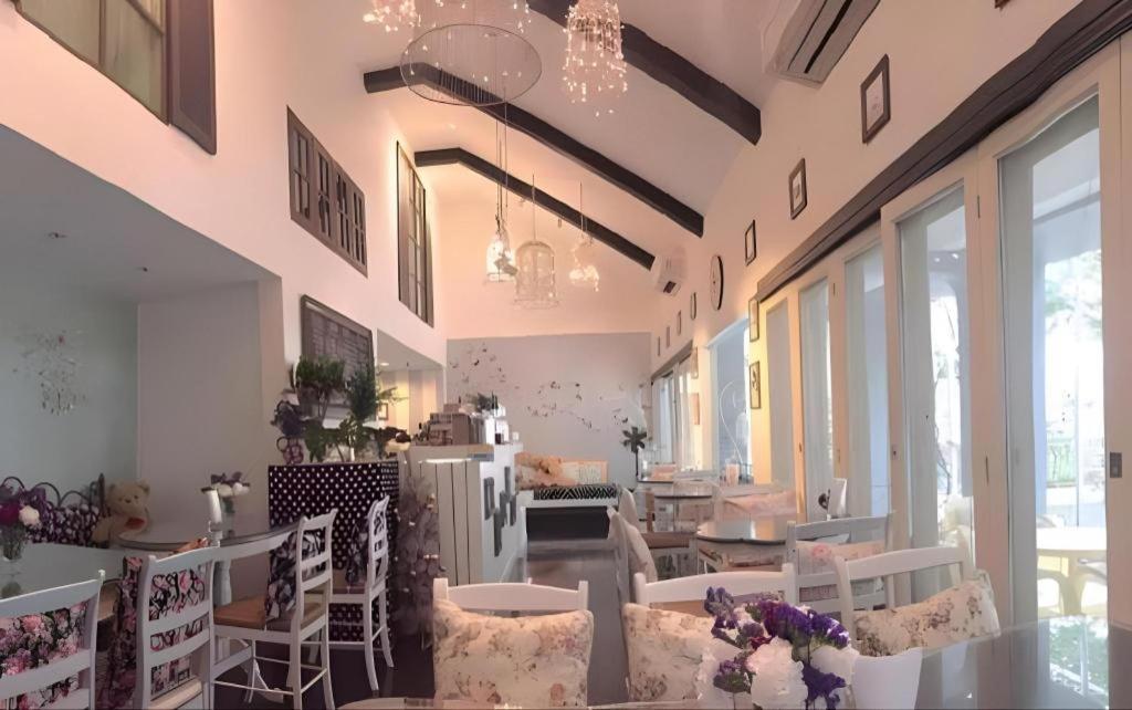 Baan Hmon-Oon Hotel Чиангмай Екстериор снимка