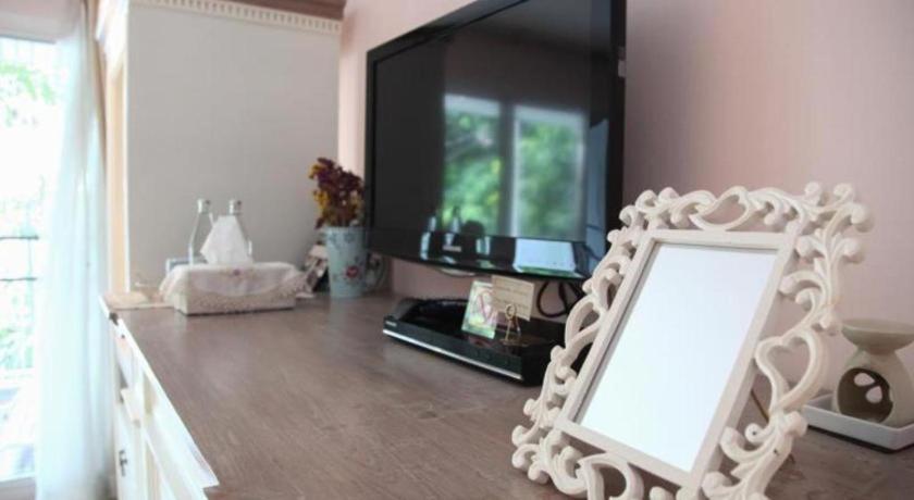 Baan Hmon-Oon Hotel Чиангмай Екстериор снимка