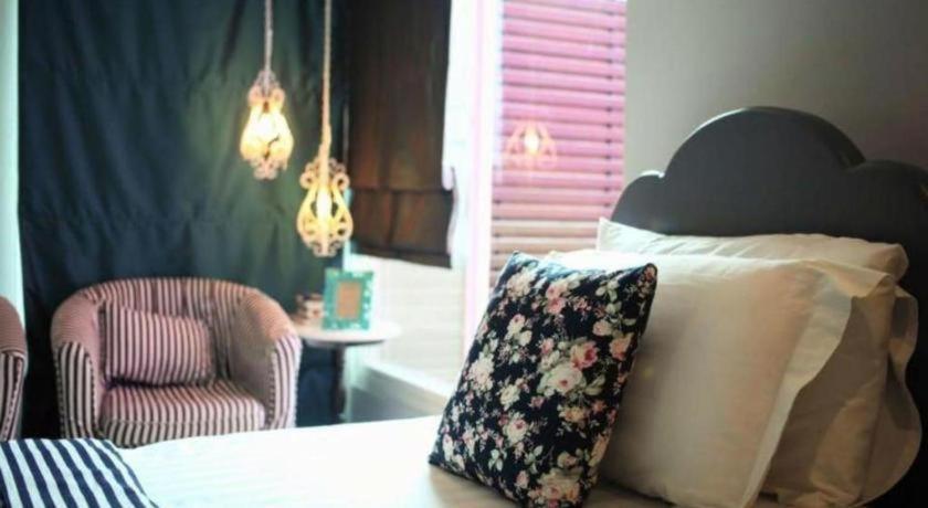Baan Hmon-Oon Hotel Чиангмай Екстериор снимка