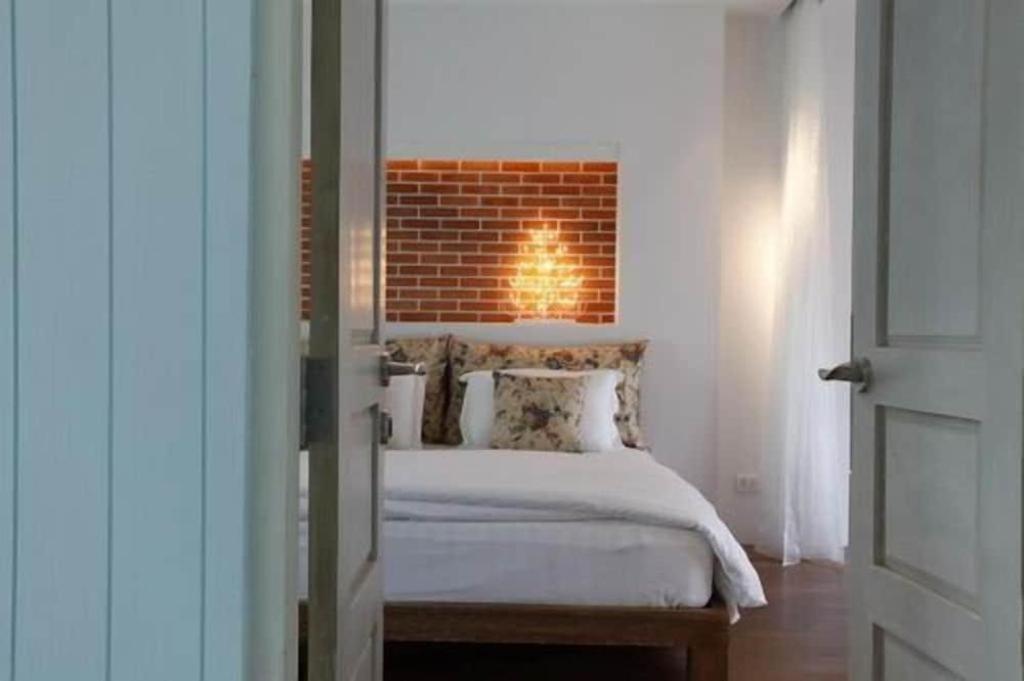 Baan Hmon-Oon Hotel Чиангмай Екстериор снимка